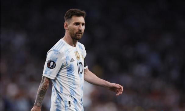 微软新研究：当前 AI 代理易被操控，选择太多还会“犯迷糊”